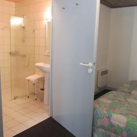 De L'arzon Hotel Chomelix